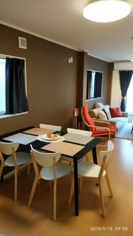 Tennoji 100㎡, 1min walk to Abeno Station, carpark!