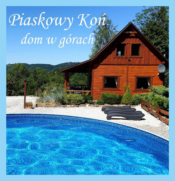 Piaskowy Kon - dom w gorach — Hotel in Myslakowice