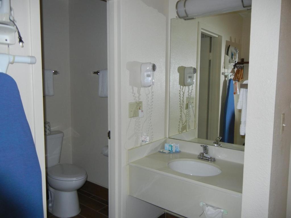 Quality Inn photo