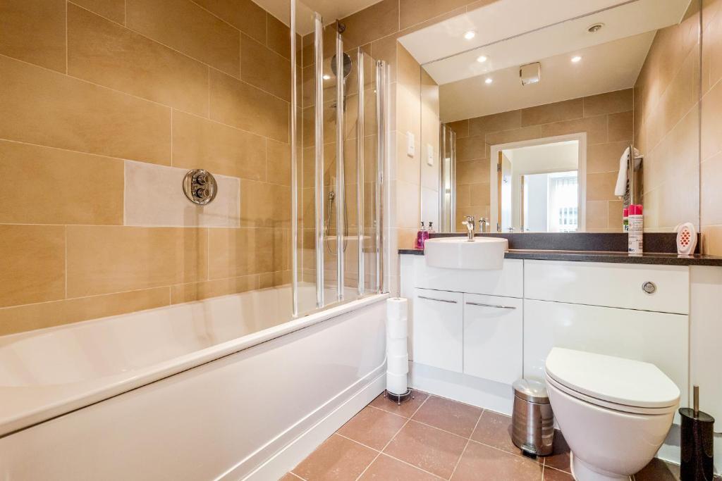 Royal Docks Penthouse photo
