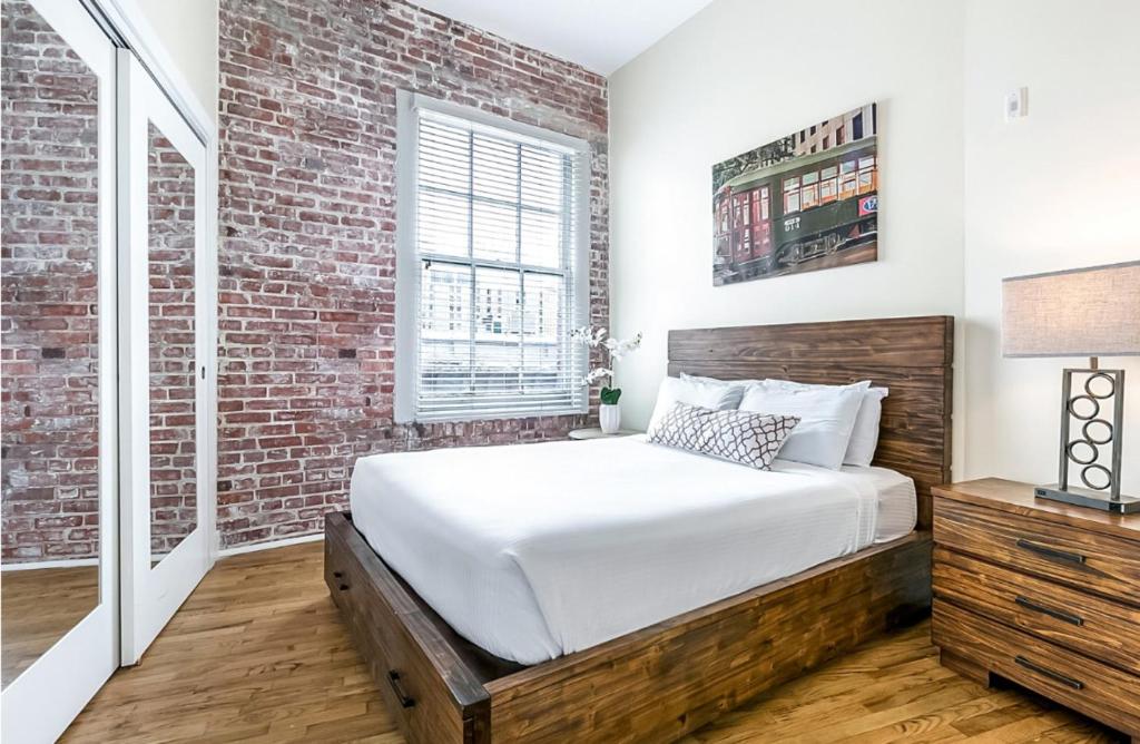 Spacious Condos Steps Away from French Quarter photo