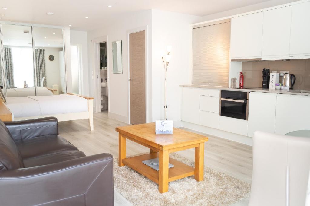 Citystay - Midsummer Mews photo