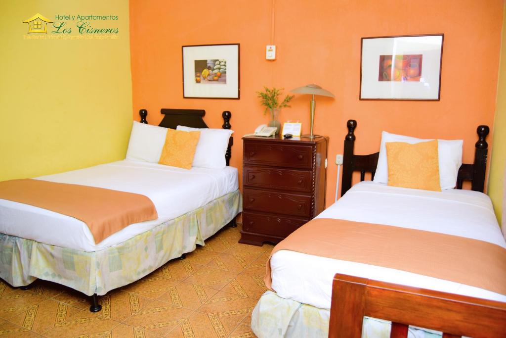 Hotel y Apartments Los Cisneros photo