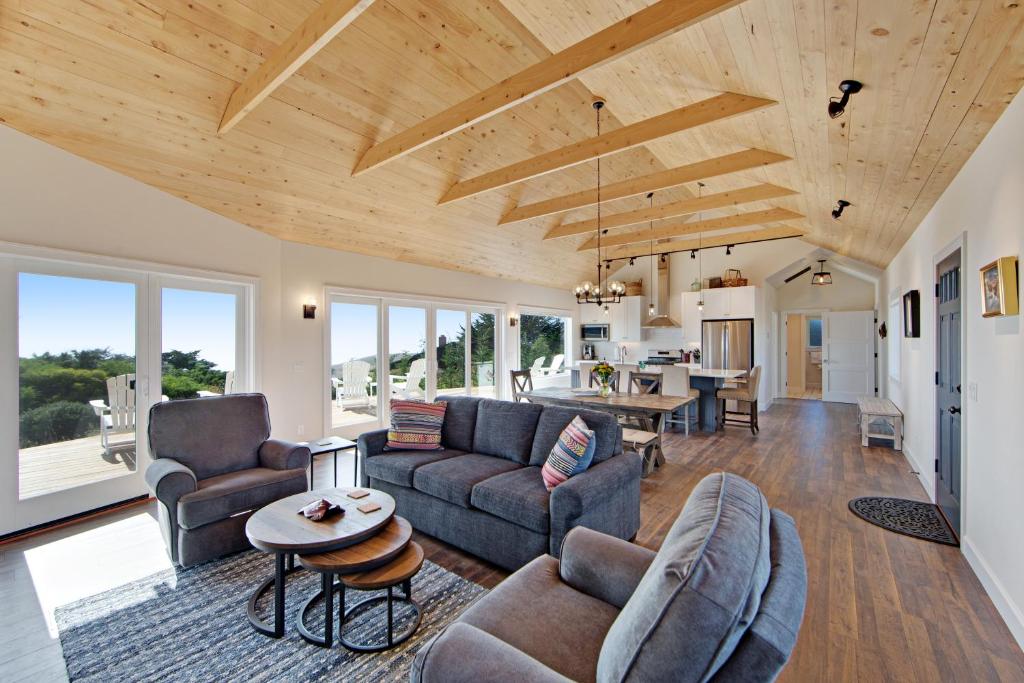 Albion Ridge Overlook, Albion