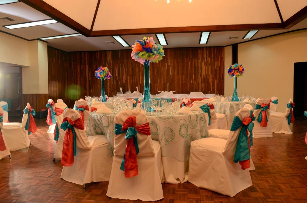 Banquet hall
