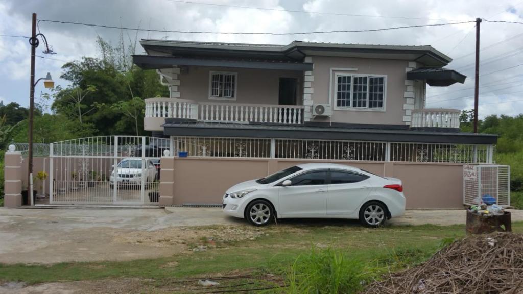 Apartments in Arima, Trinidad and Tobago price from 8, reviews