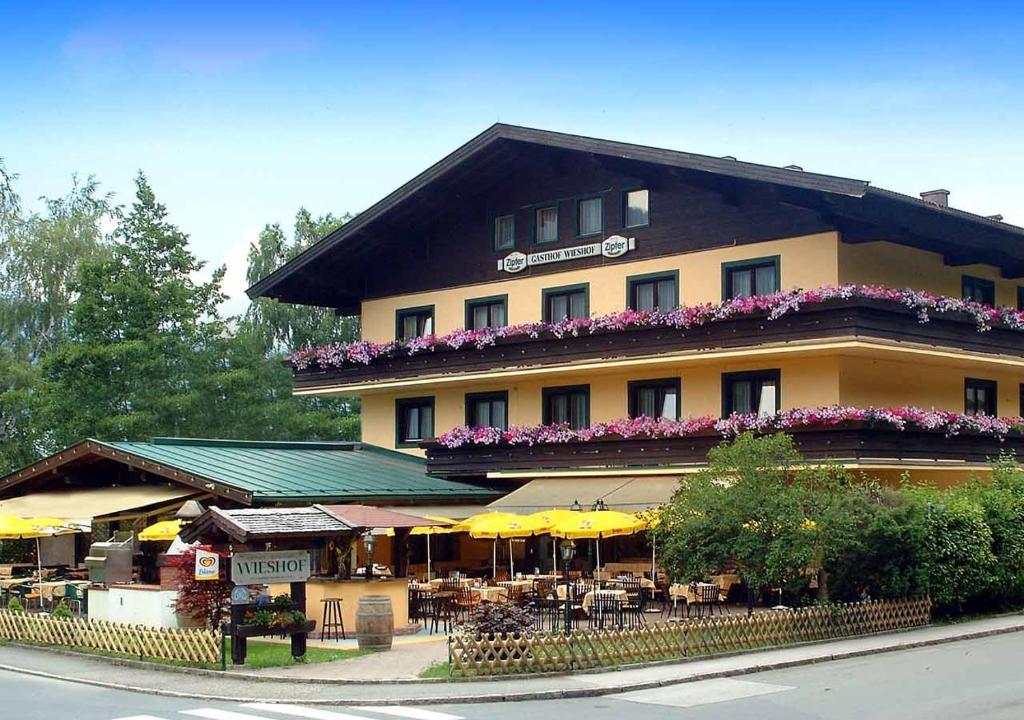 Gasthof Wieshof — Hotel in Zell Am See