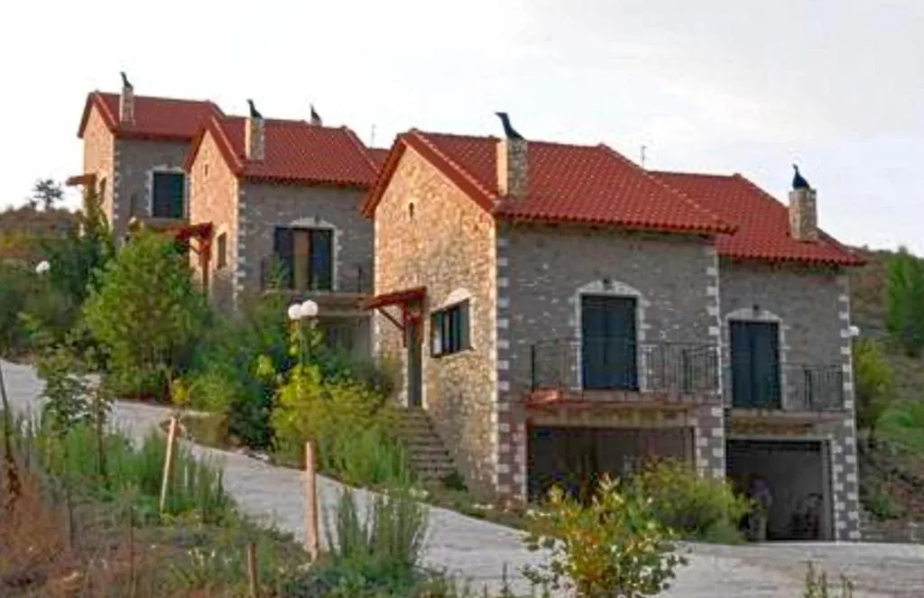 All Seasons Πέτρινες Παραδοσιακές Κατοικίες, hotel en Kalavrita