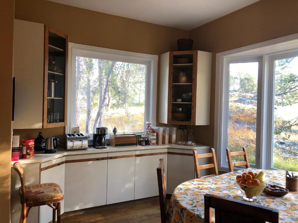 Food and beverages, 好丘。Hacho House in Yellowknife (NT)