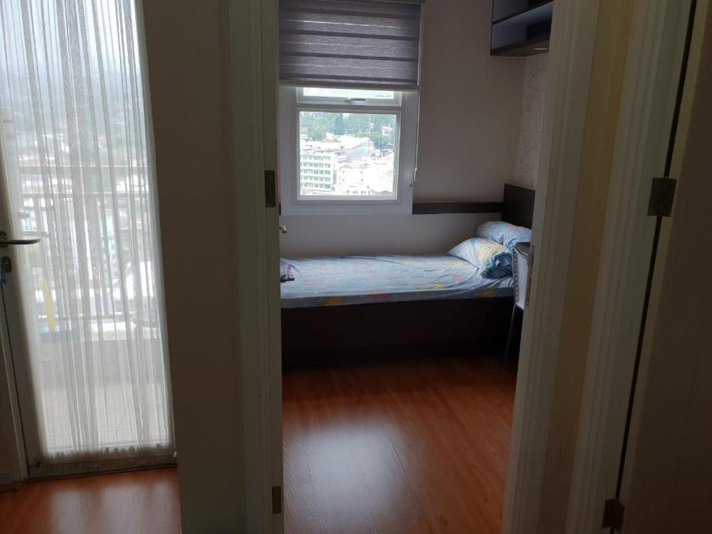 Will's Apartment - Parahyangan Residence photo