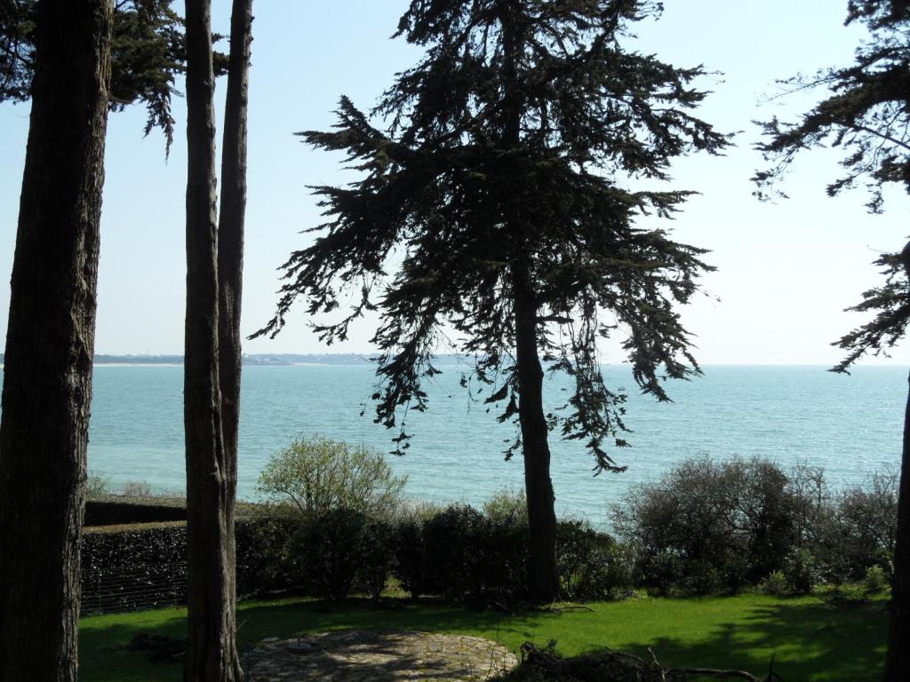 REF 061 Maison idéale pour 4 personnes avec belle vue sur l'océan plage du Fogeo à pieds - 2