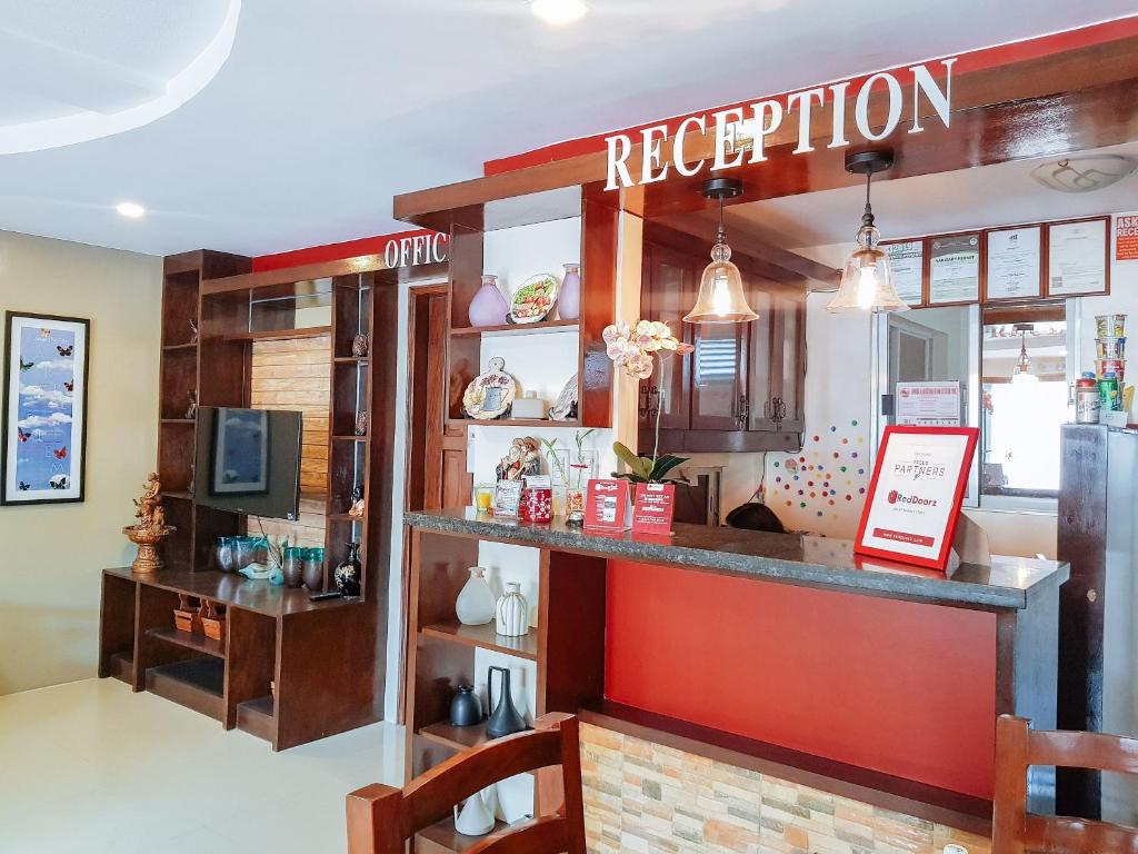 Highly reviewed check-in/out
