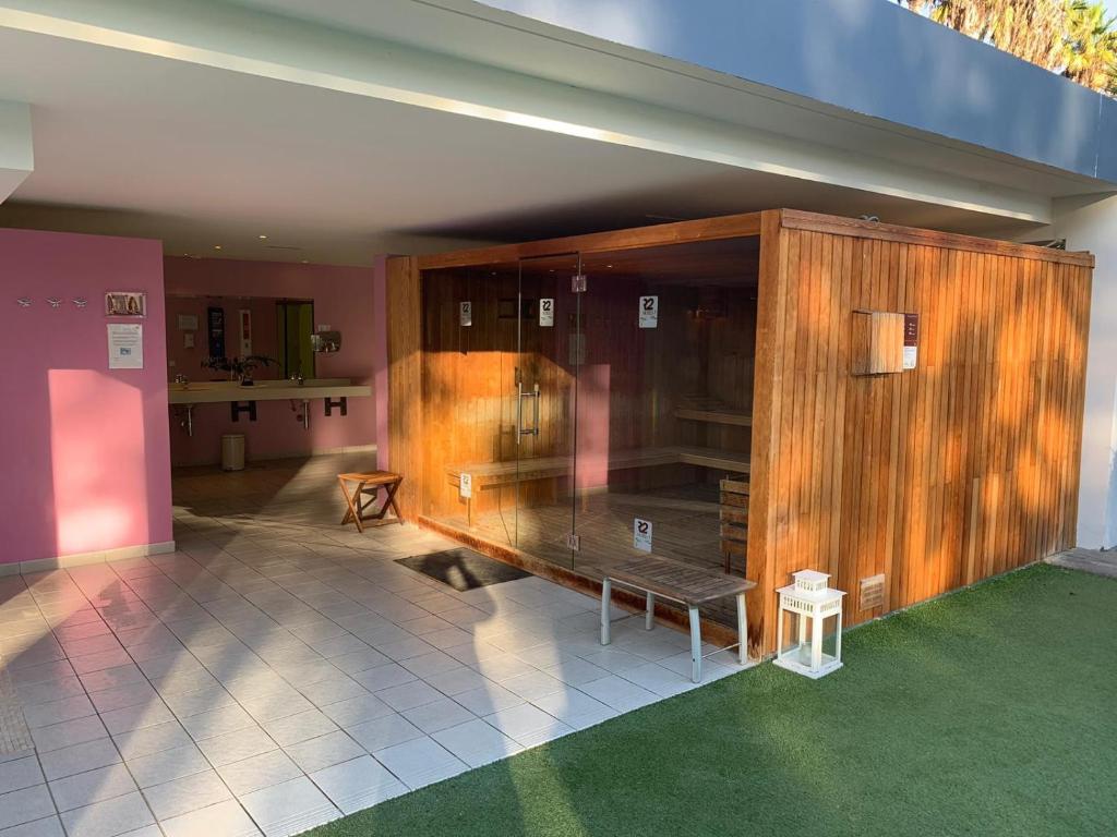 R2 Romantic Fantasia Suites - Adults Only — Spa in Tarajalejo, Canary Islands