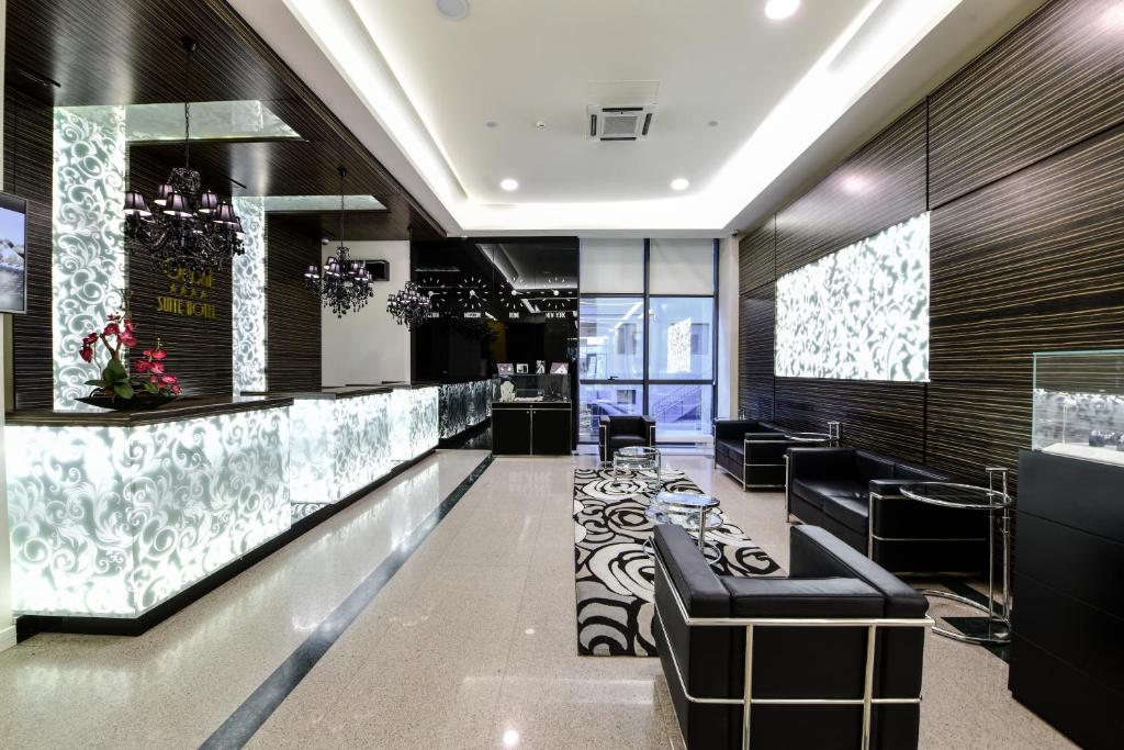 Opera Suite Hotel photo