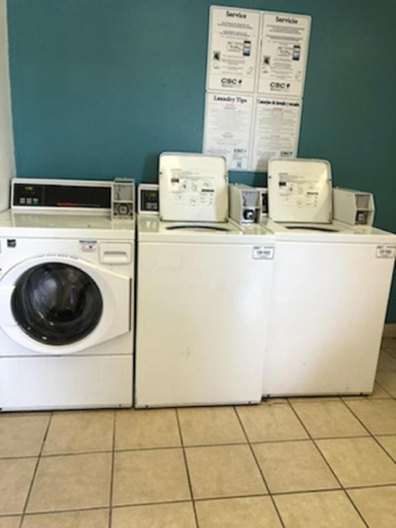 InTown Suites Extended Stay Gulfport photo
