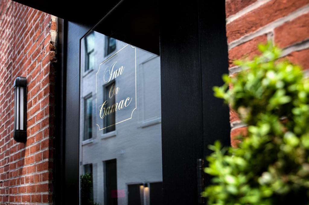 Inn On Camac photo