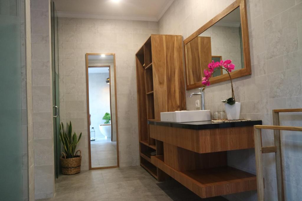 The Daryana Villa photo