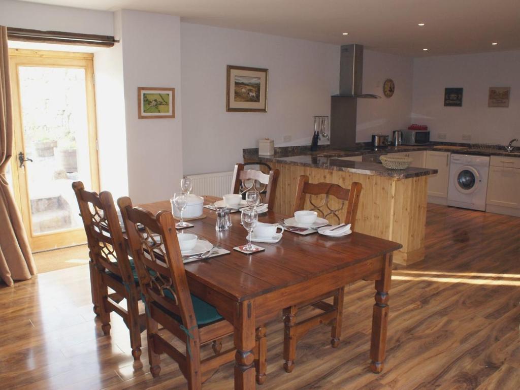 Butterdon Barn, Moretonhampstead photo 3