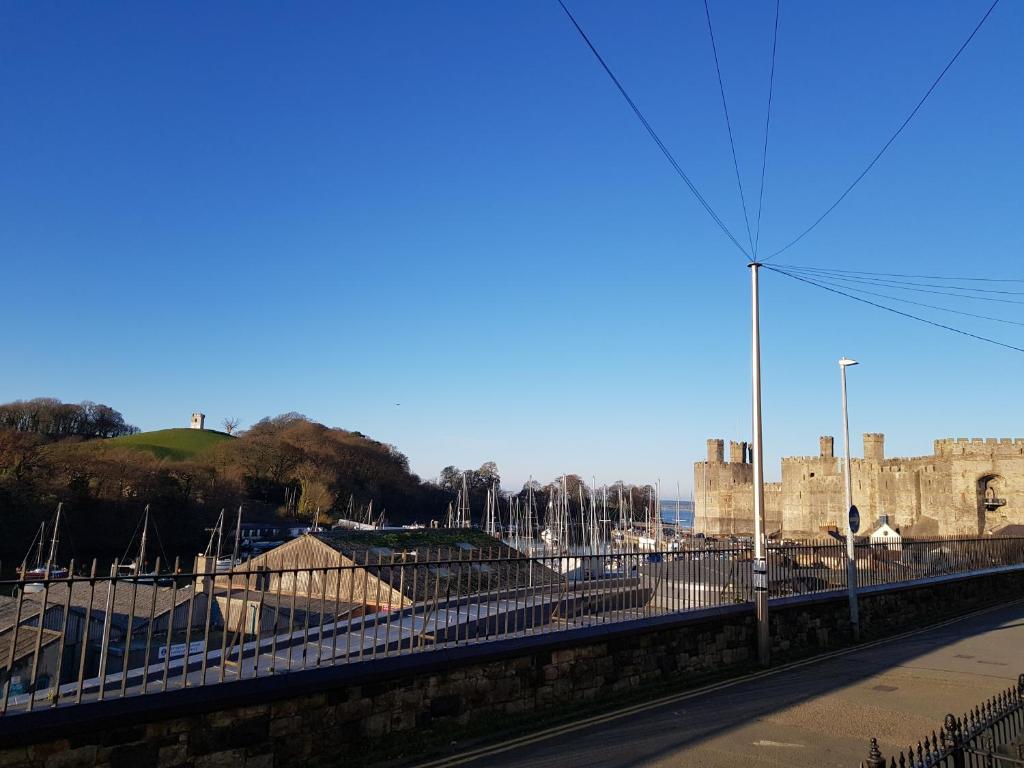 Perfect for Caernarfon Castle, Snowdon, & Zip World photo