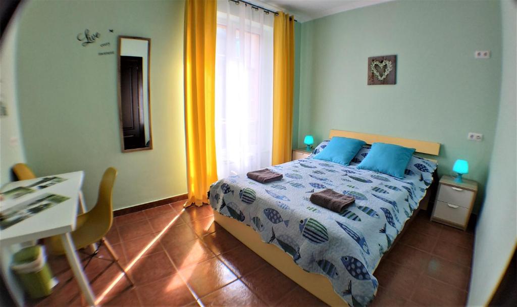 GoodHouse - 2