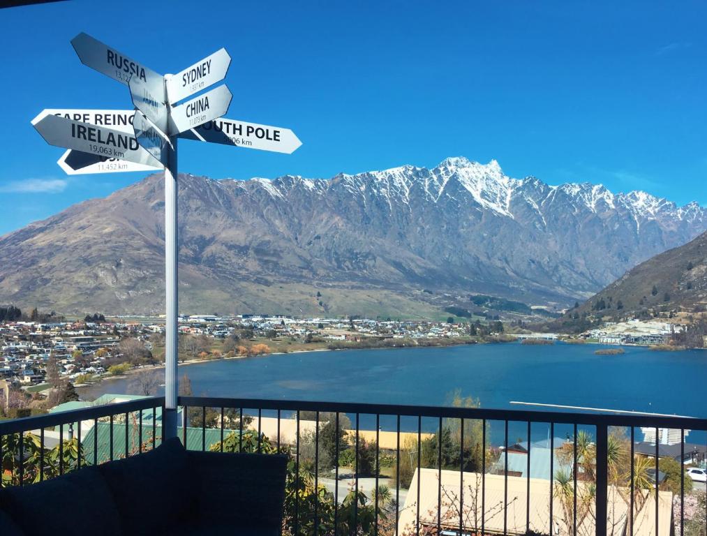 The Embassy B&B, Queenstown