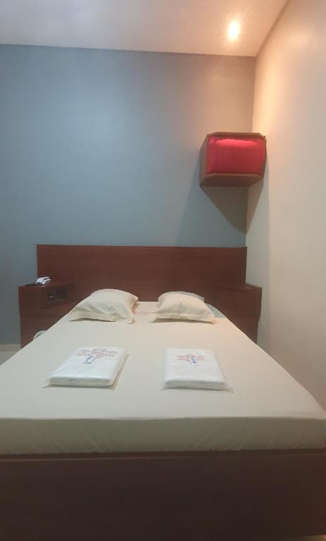 Royal Hotel photo