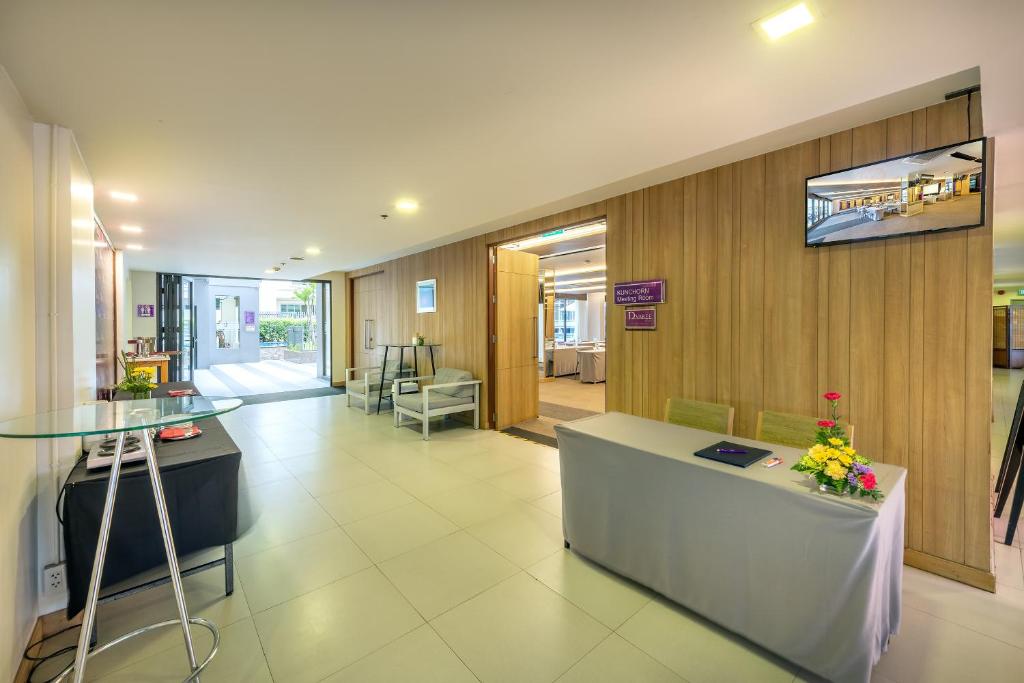 Business center