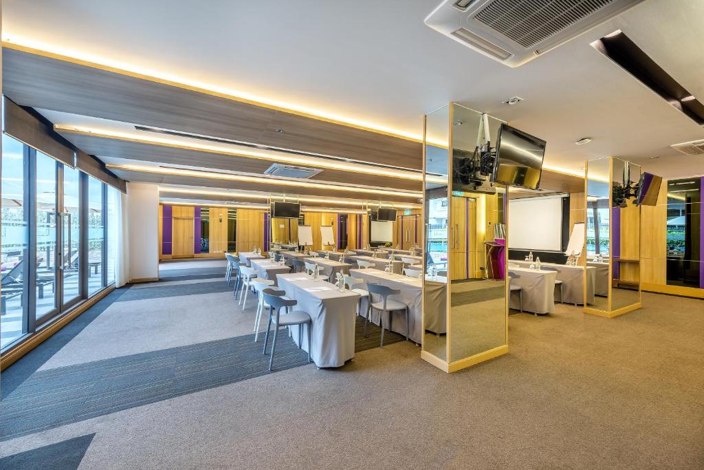 Business center