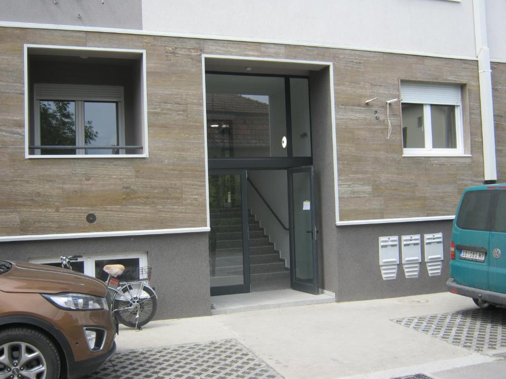 Ildiko Studio Apartment is a calm place to relax - 2