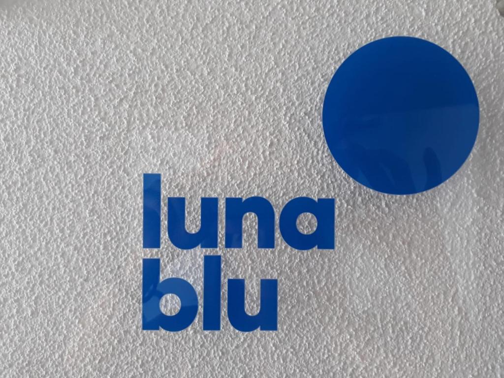 Luna Blu - 2