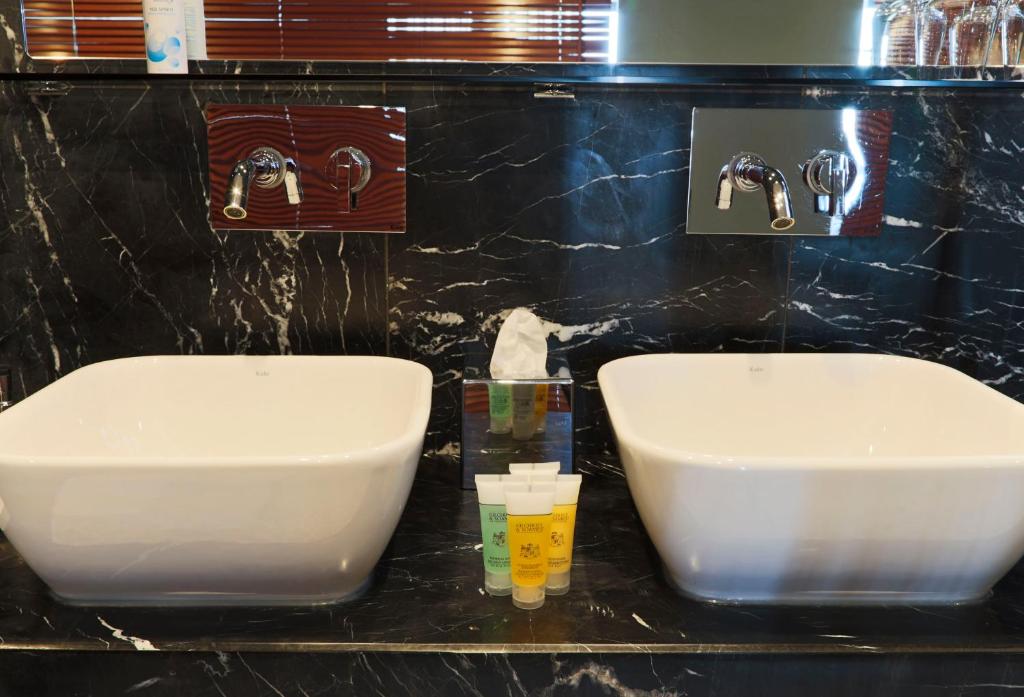 ห้องน้ำ