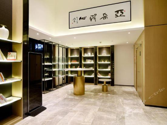 Atour Hotel Wuhan Changqing Road Branch photo