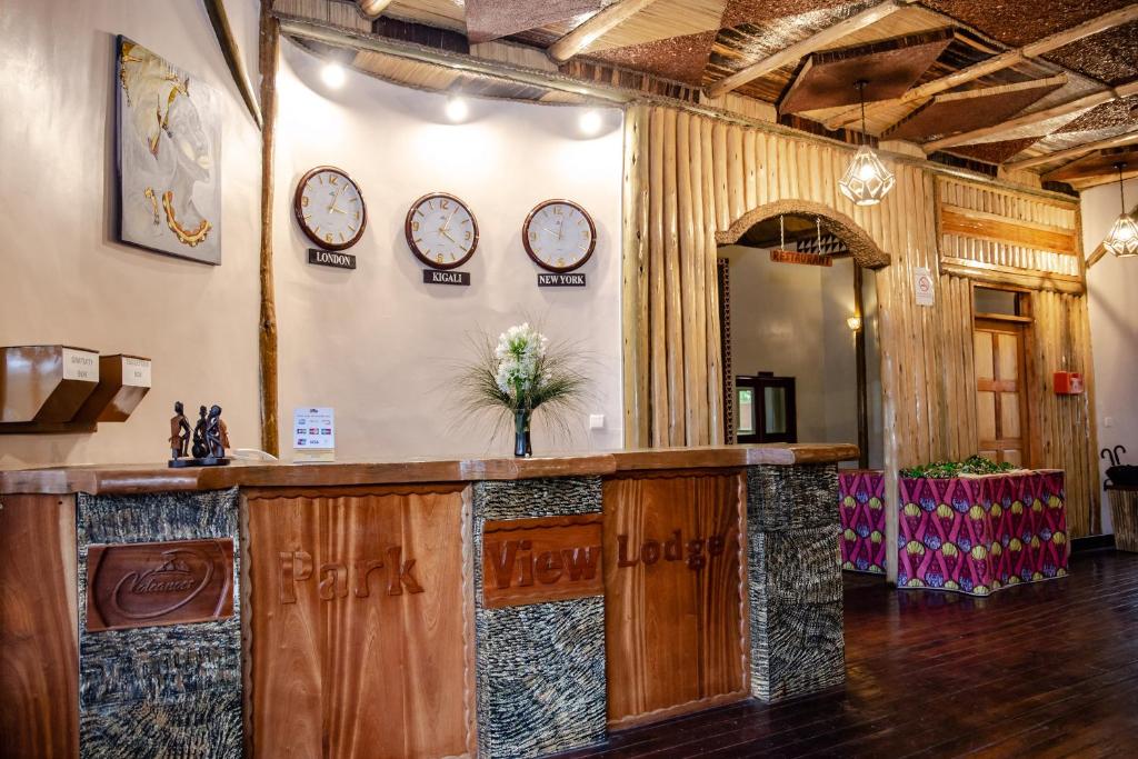 フロント・ロビー