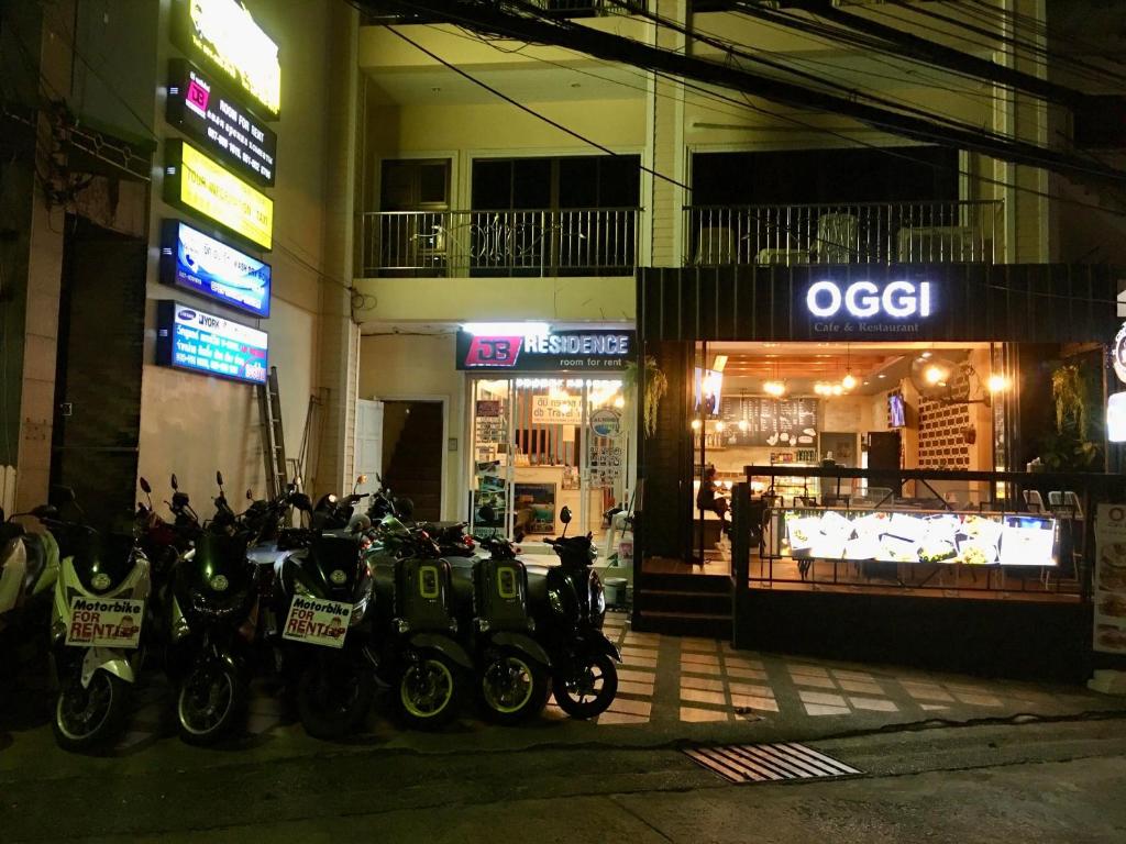 DB Residence, Pláž Patong