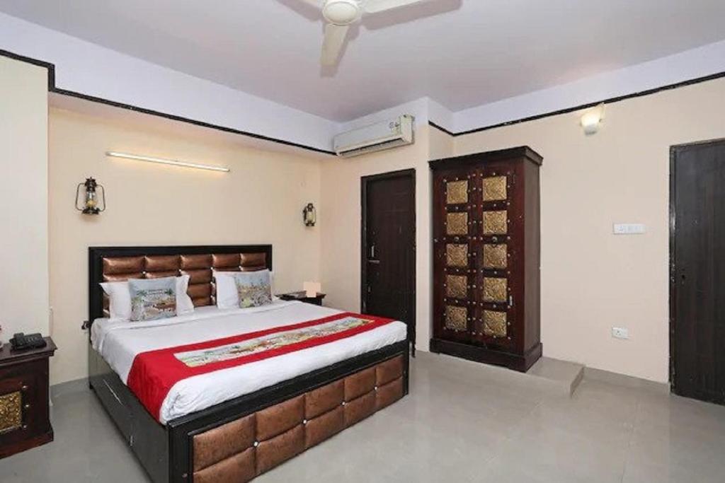 Hotel Anand Palace