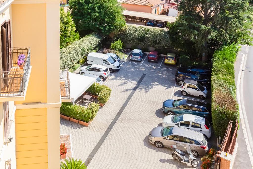 Romoli Hotel — Hotel building in Rome, Lazio