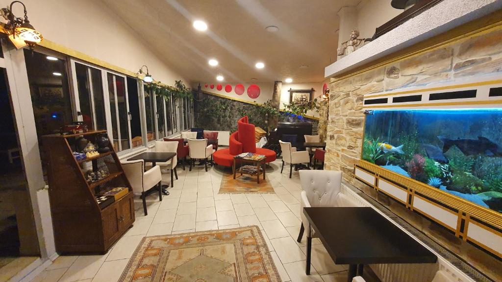 Bar/lounge