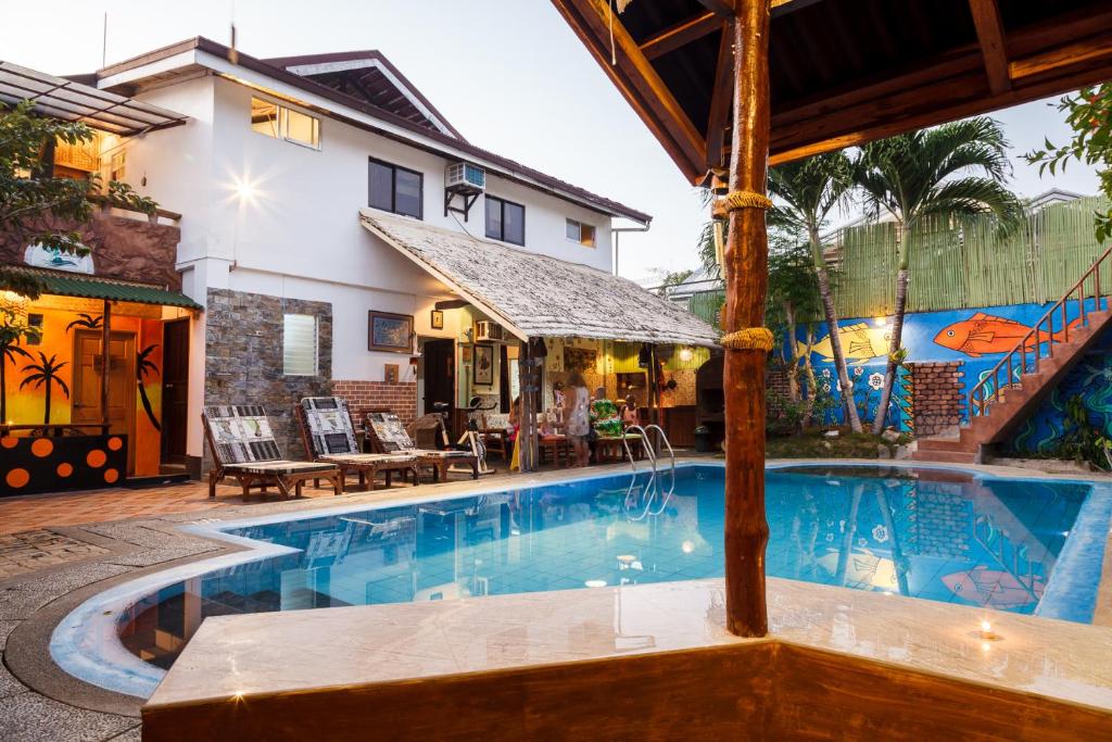 スイミングプール