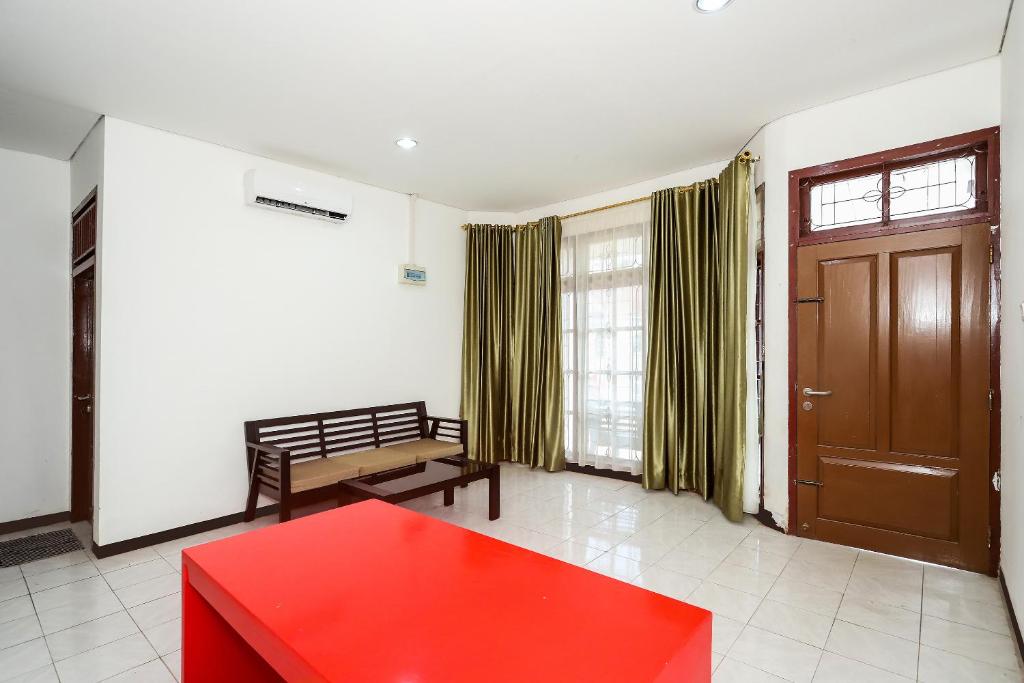 Super OYO 1582 Bungo Guest House photo
