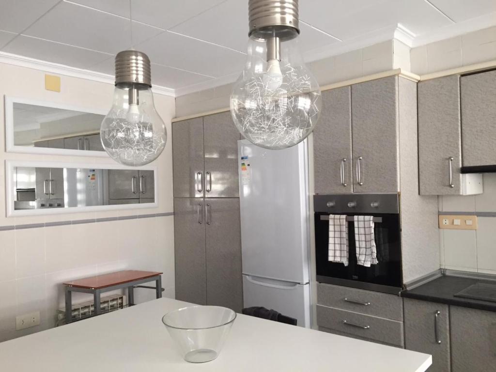 IMPRESIONANTE CASA de 170m para 14 personas con terraza 50m con barbacoa