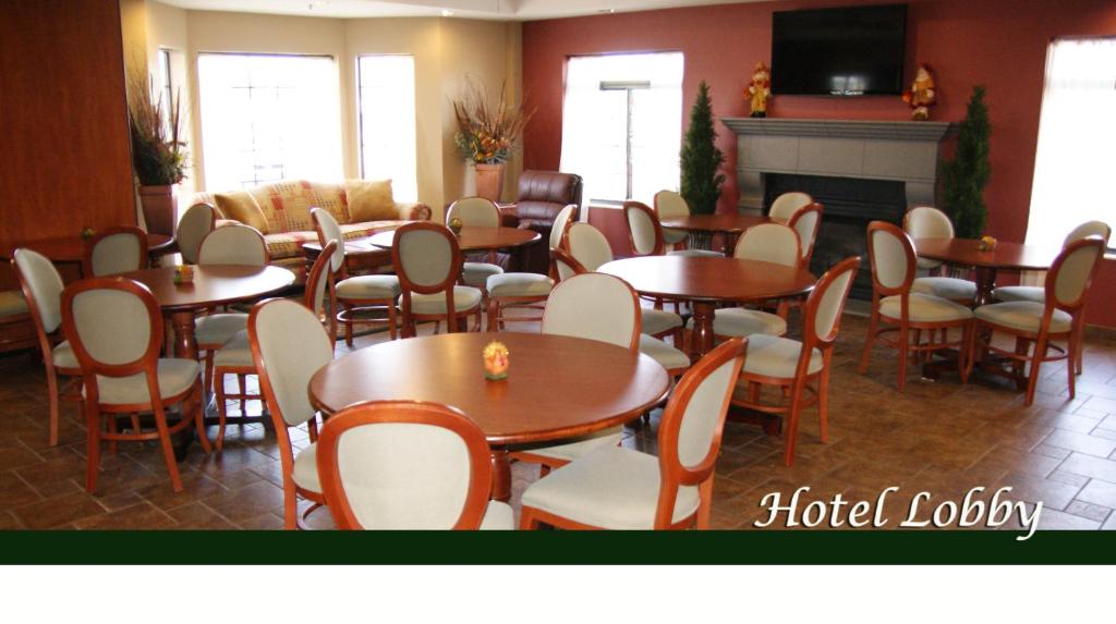 Country Hearth Inn & Suites Edwardsville St. Louis Photo 4
