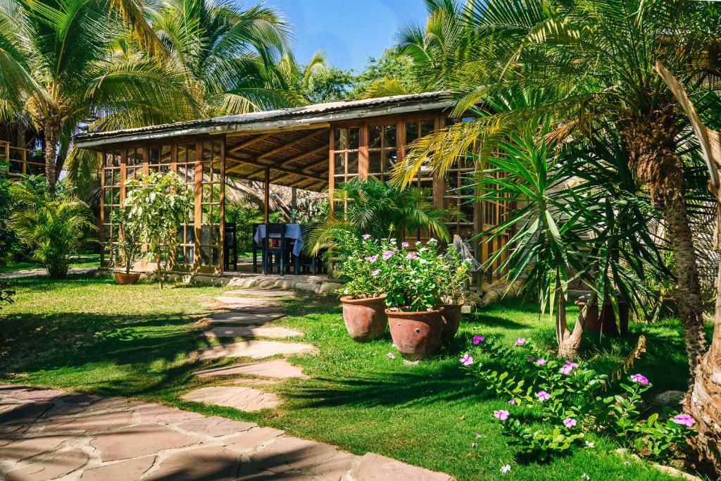 Kimbas Bungalows Mancora photo