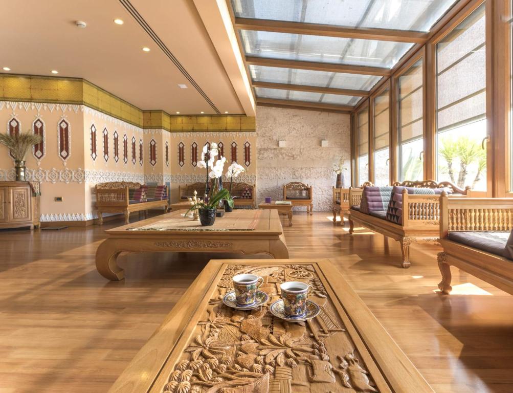 Hotel Thai Si Royal Thai Spa photo