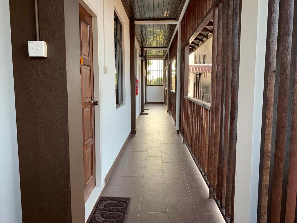 Wan Danisha Villa Inn photo