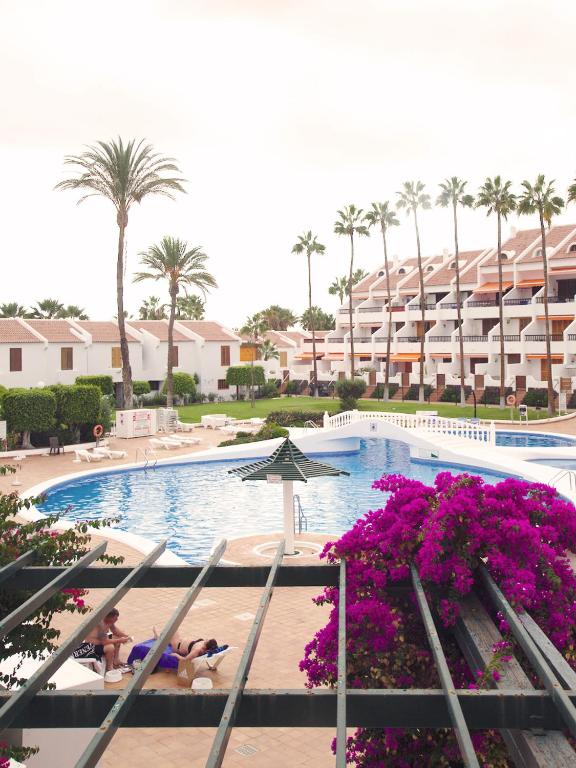 2 min Walk to Beach - Private Solarium Bungalow, Adeje