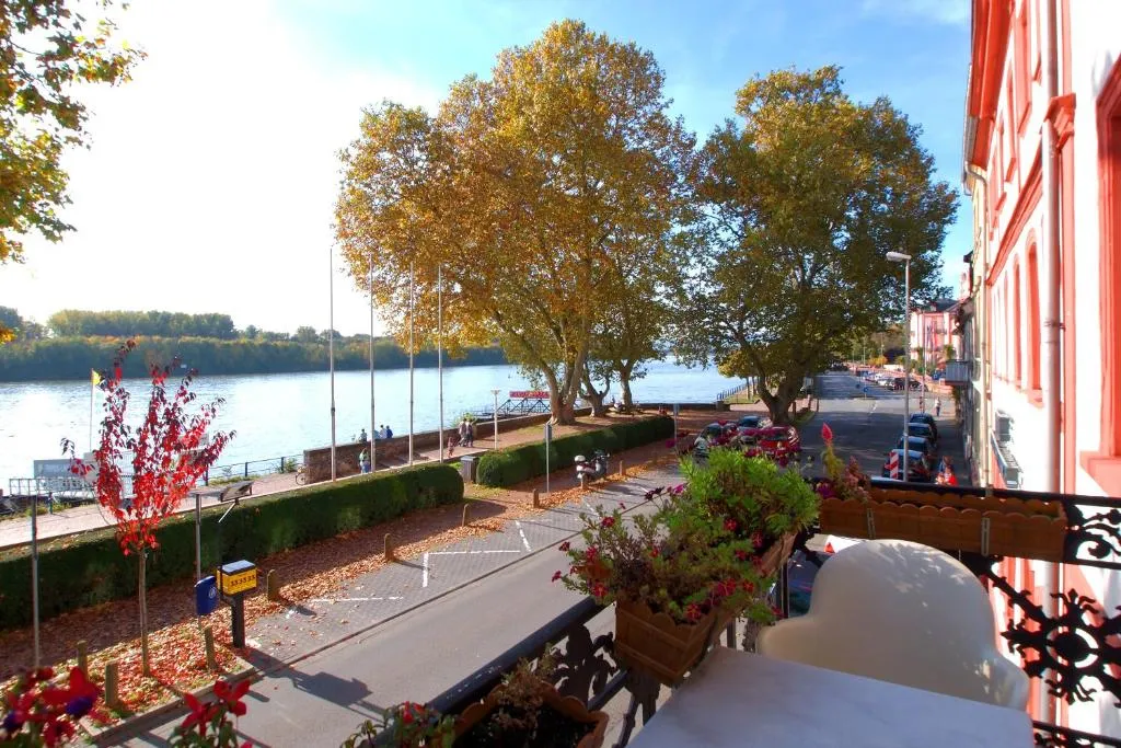 Hotel Am Schloss Biebrich, Hotel in Wiesbaden