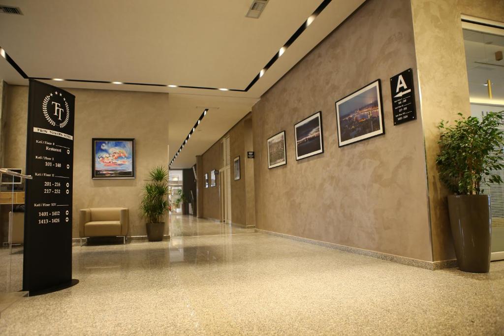 Twin Towers Hotel City & Beach Resort photo