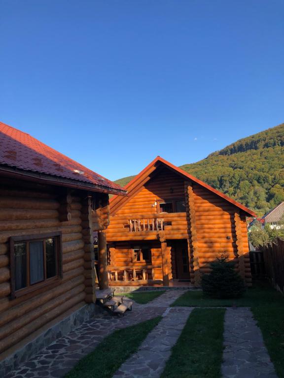 Smerekovyi Dvir photo