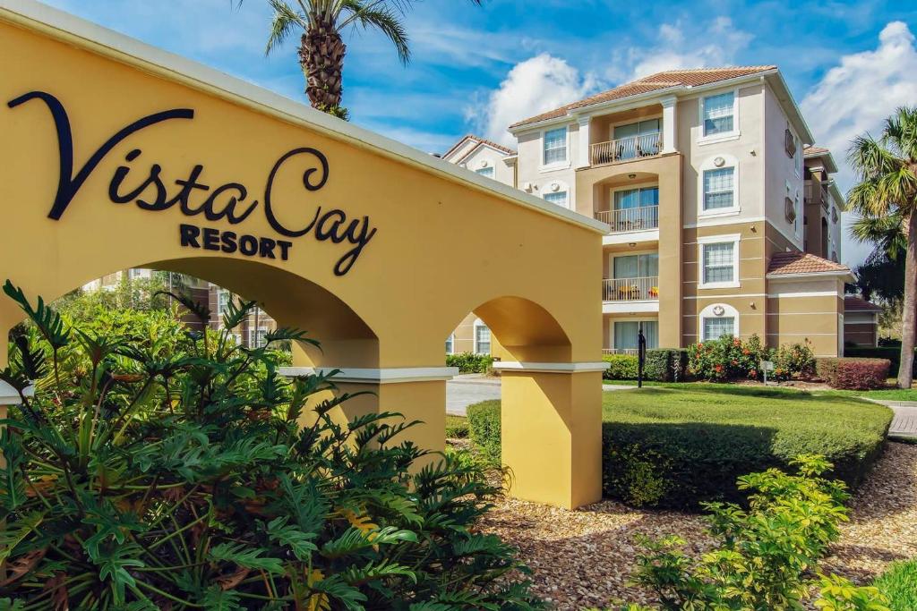 Vista Cay at Epic Universe - Luxury Lakeview 4 bedroom condo, Orlando
