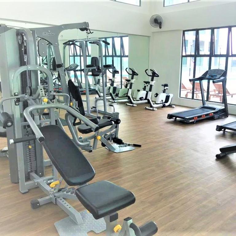 Lvl 22 City Park View 3BR Full Aircond with Pool at Casa Kayangan Meru photo